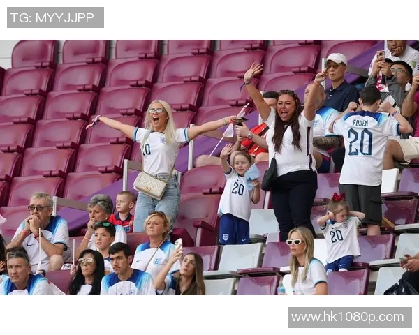 维多利亚与巴拉纳竞技激战正酣比分悬念引发球迷热议